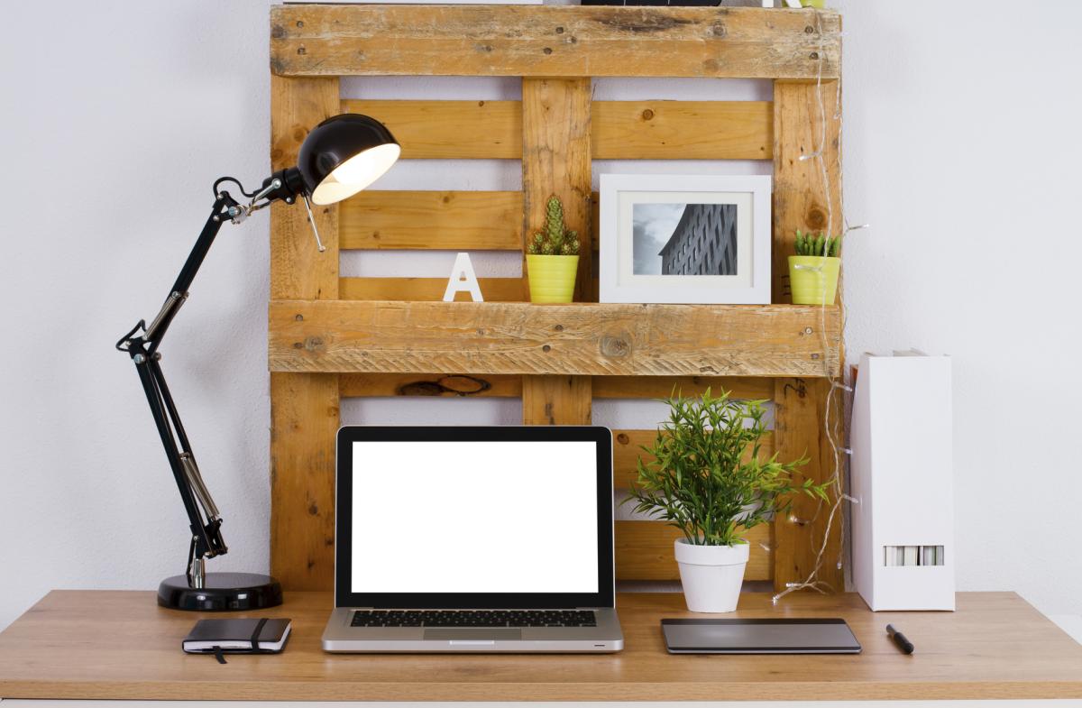 How to Decorate my House with Recycled Materials