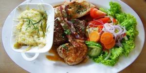 How to Make Garnish for Meat - 4 Easy and Tasty Ideas