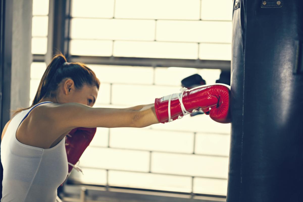 Two Easy Methods to Make a Homemade Punch Bag