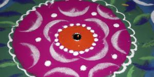 How To Make Rangoli On Water With Powder
