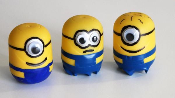 How To Make Crafts With Waste Material - For Kids - Kinder egg minion 