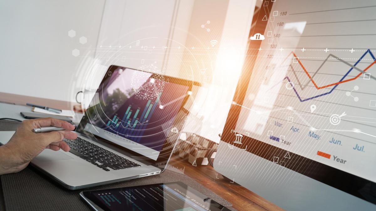 What is the Difference Between Hardware and Software?