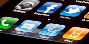 How to Save PDFs to iPhone and Use Offline