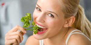 How to Make your Period Come with Parsley