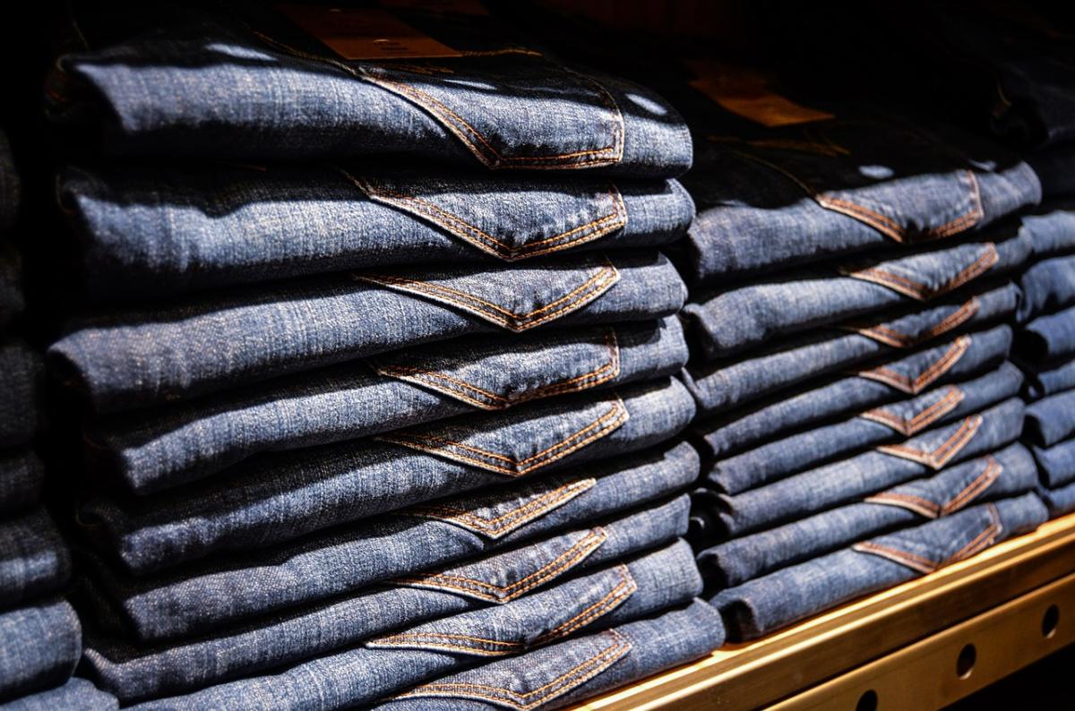Removing Oil Stains From Jeans