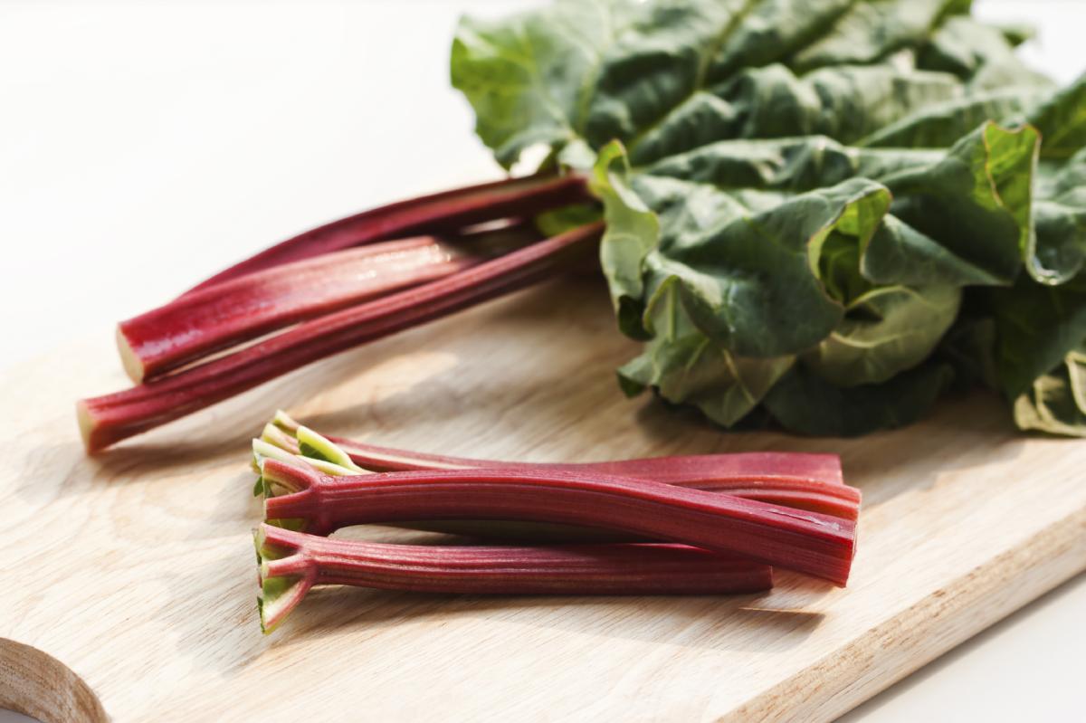 Why Doesn't my Rhubarb Turn Red