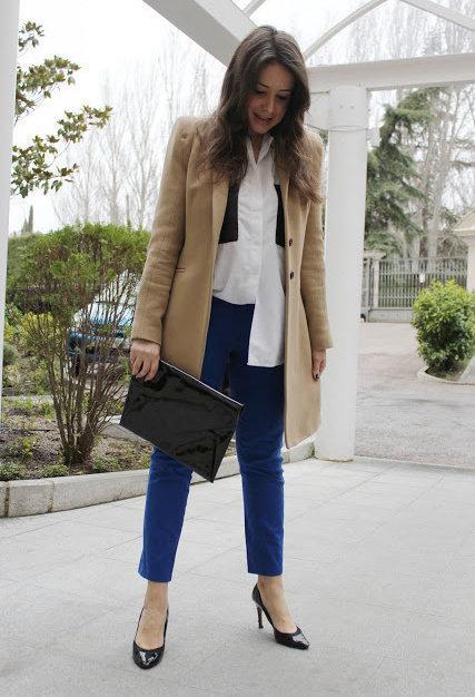 How to Wear a Beige Coat - Beige with vivid colours