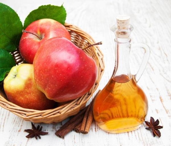 The Best Natural Alternatives to Omeprazole - Apple cider vinegar