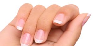 How to Whiten Fingernails with Home Remedies