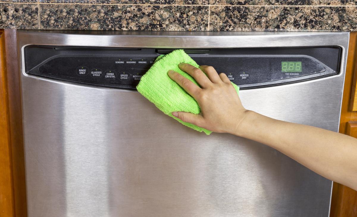 Can I Use Ammonia on Stainless Steel?