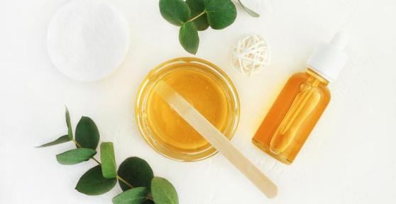 How to Remove Hair With Honey - DIY Honey Wax