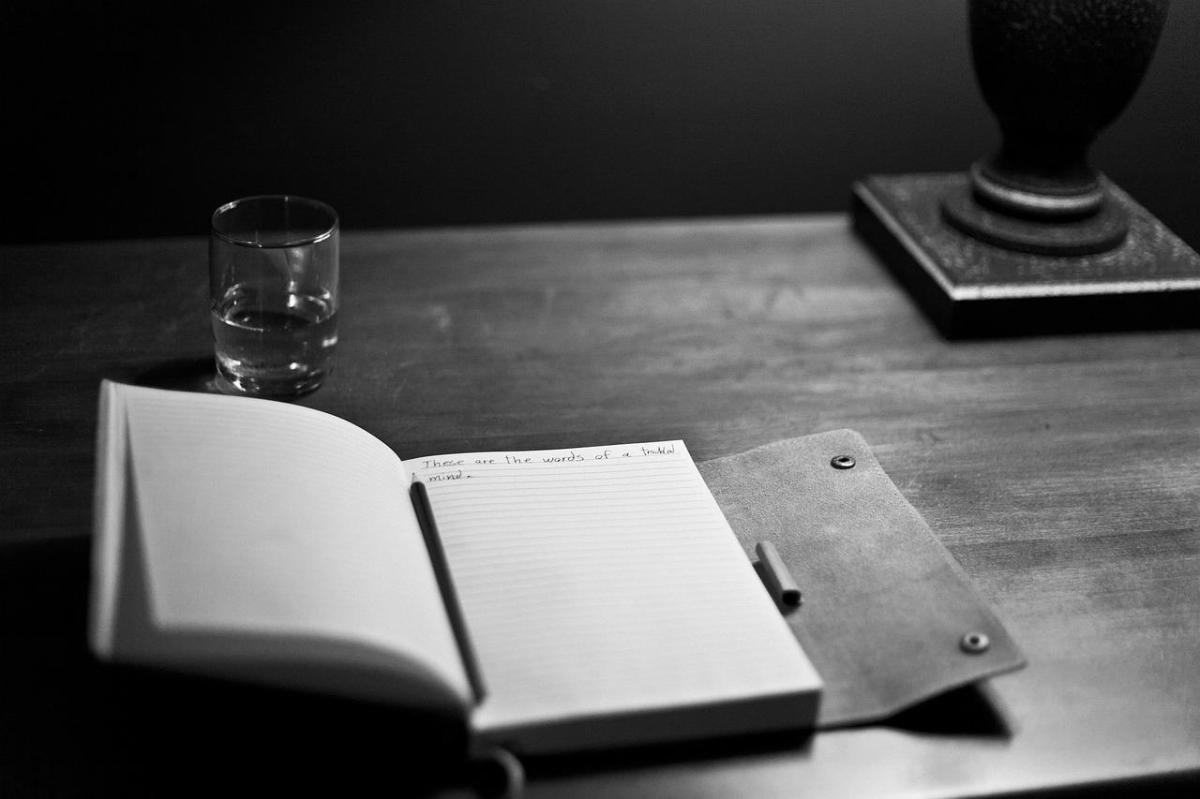 How to Write a Horror Story with a Twist