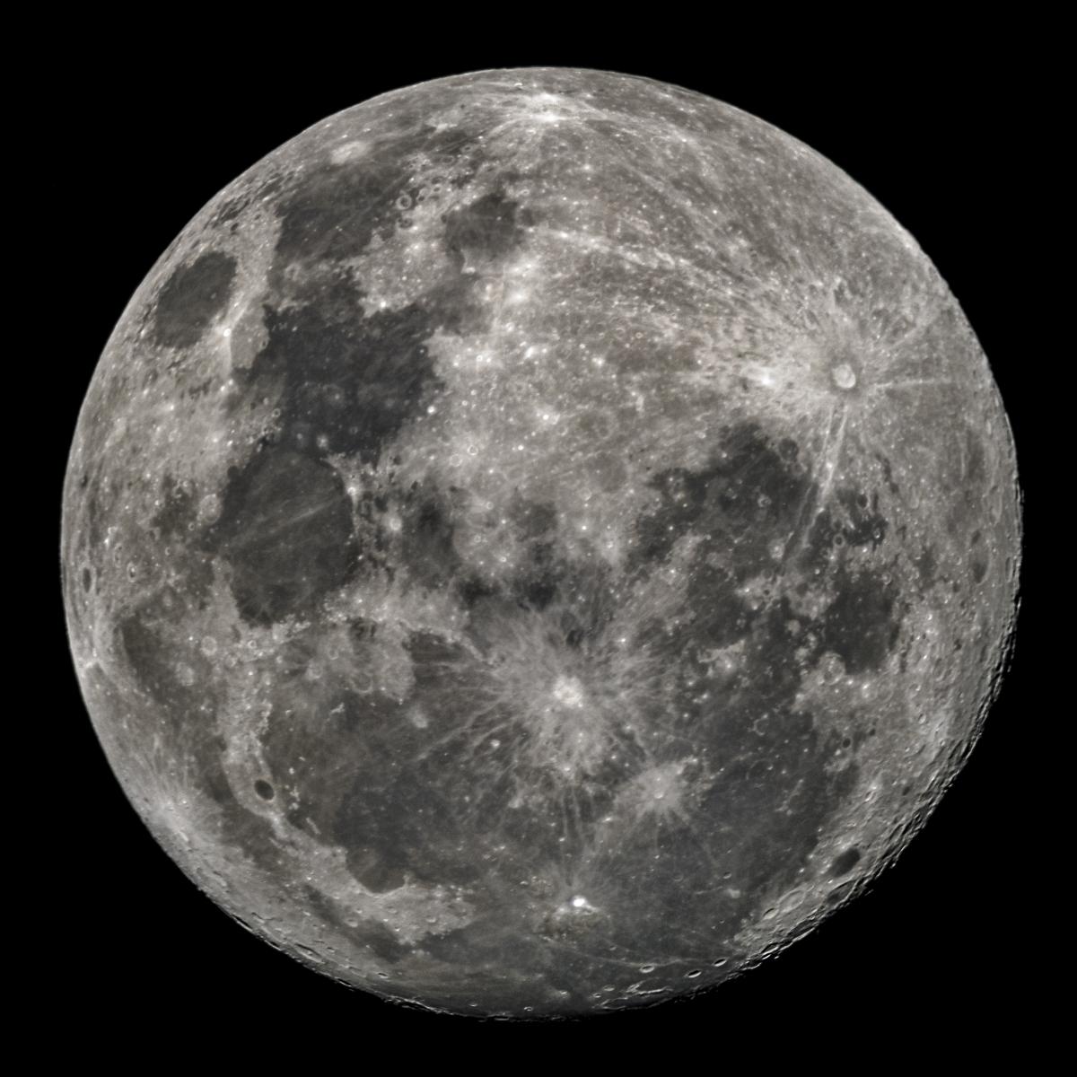 Is It Good To Cut Your Hair On A Full Moon?