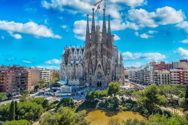 Surprising Facts About Sagrada Familia - 1. Gaudí wasn't actually the original architect
