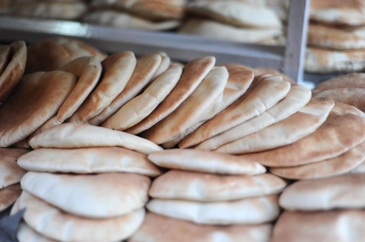 How to Make Pita Bread from Scratch