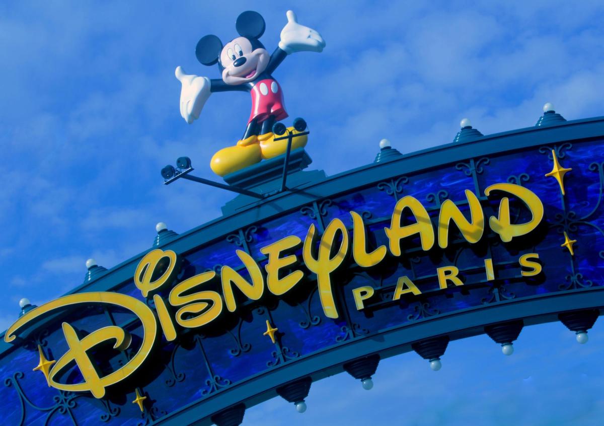 How to Save Money at Disneyland Paris