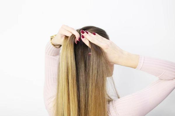 How to Do a French Braid on Yourself - Separate the first line of hair