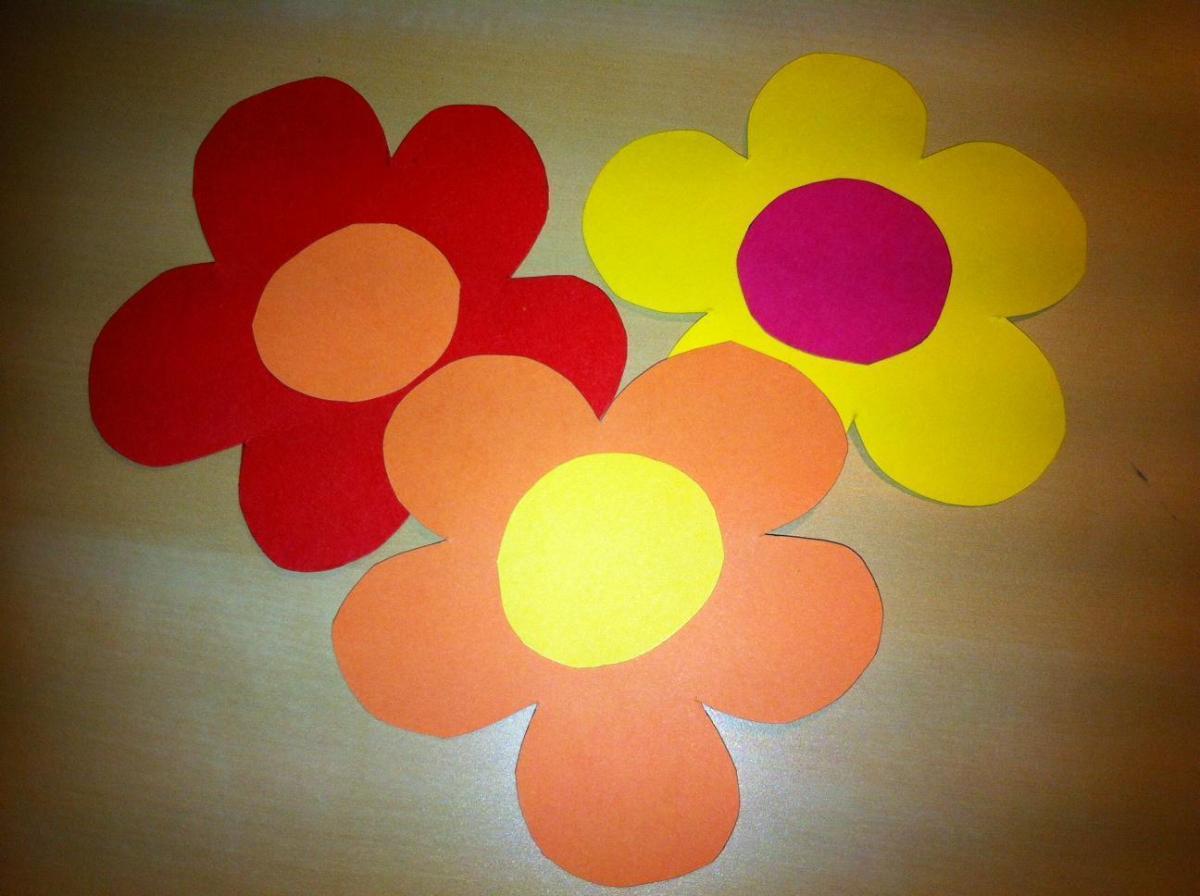 How to Make Simple Flowers with Paper Step by Step