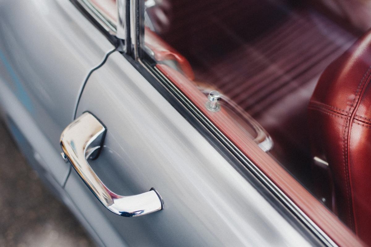 How To Unlock A Car When The Keys Are Locked In