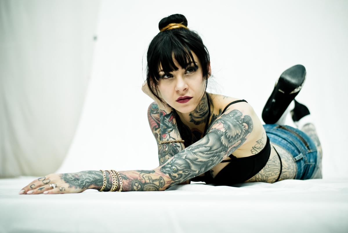 What is the Meaning of Feather Tattoos