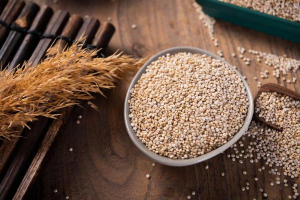 Does Quinoa Contain Gluten or Is It Gluten Free? - Can celiacs eat quinoa?
