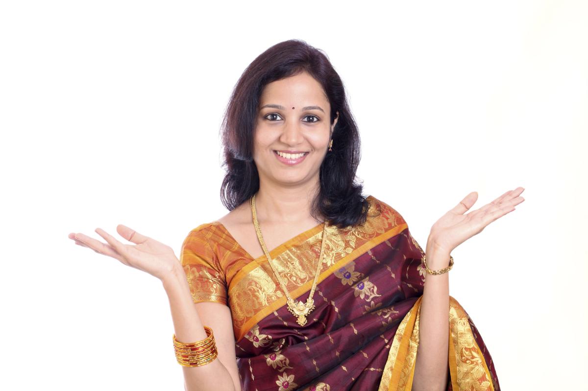 When to Wear a Saree