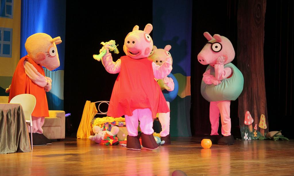 Peppa pig costume teenager online