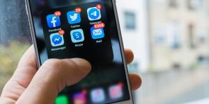 How to Hide Apps on iOS and Android Devices