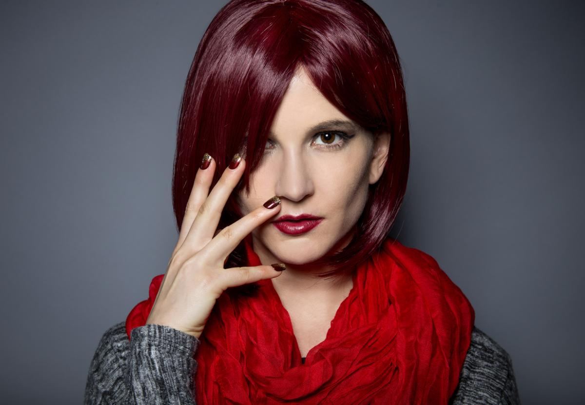 How to Maintain Burgundy Hair Color