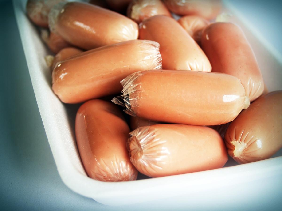 At What Age Should You Stop Cutting Hot Dogs?