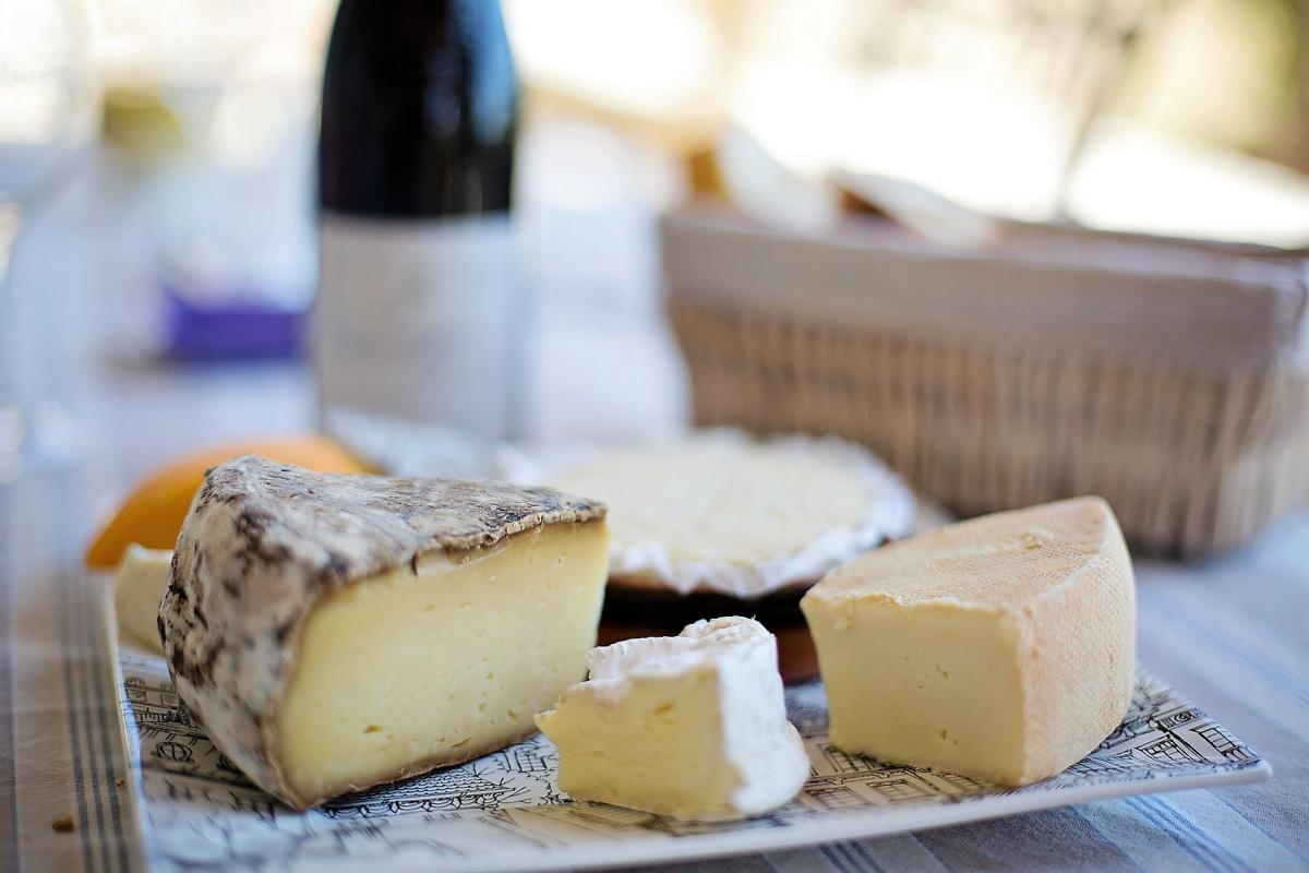 How to Make Cheese at Home Without Rennet
