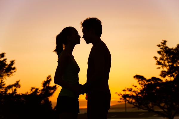 How to Effortlessly Attract the Woman You Want - Beyond simple attraction