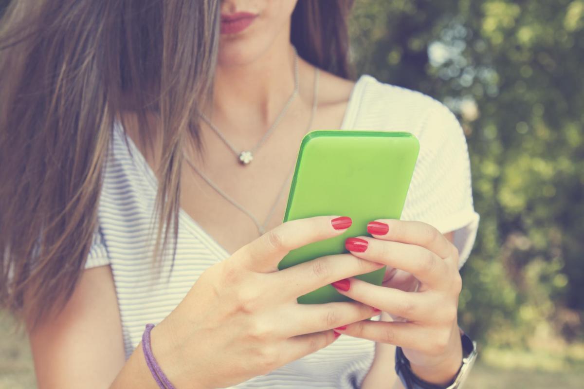 WhatsApp Contacts Not Showing - Reasons Why and How to Fix it!