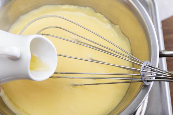 How to Fix Hollandaise Sauce if it's too Thick