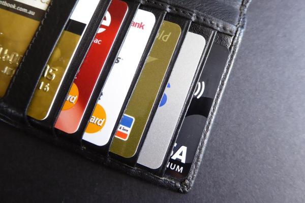 What Are Revolving Credit Cards? - What are revolving credit cards?