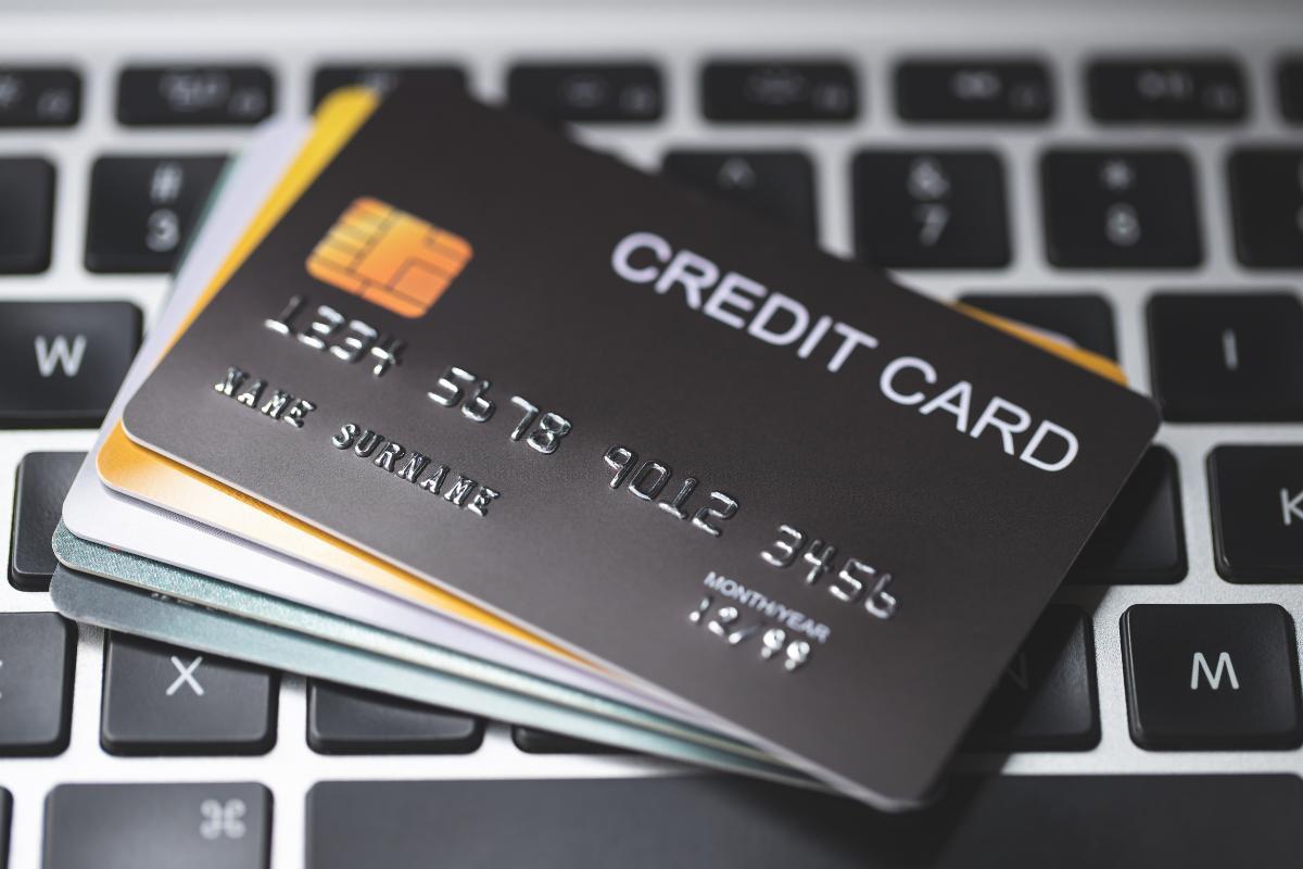 What Are Revolving Credit Cards?
