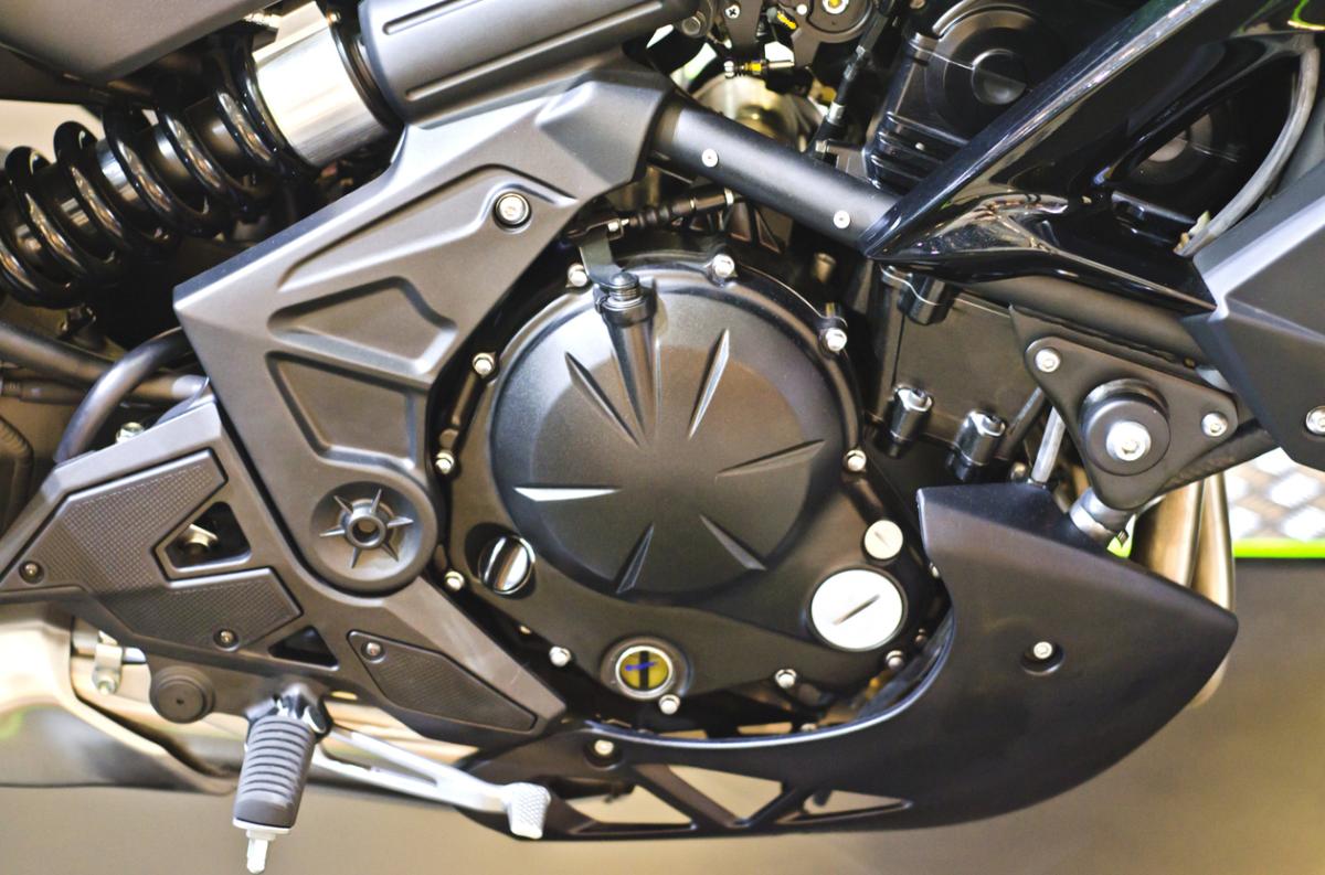 How to Adjust Motorcycle Engine Valves