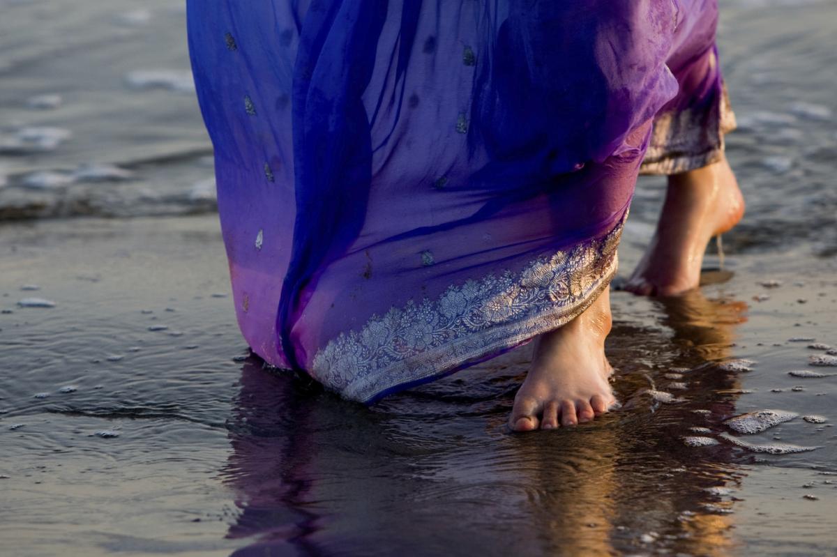 How To Dress Conservatively While Visiting India
