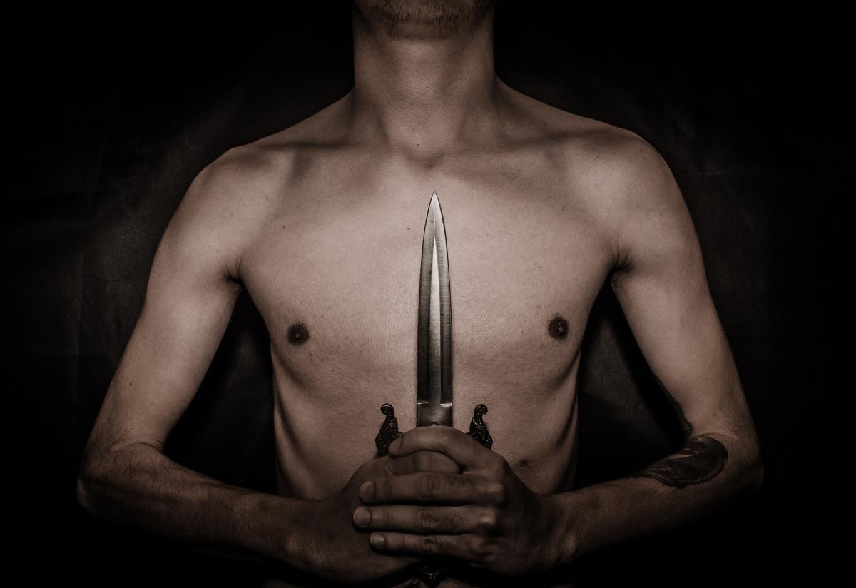 What Does Dreaming About Knives Mean