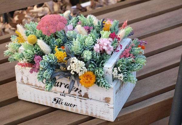 How to Reuse Crates and Wooden Boxes - DIY Decoration