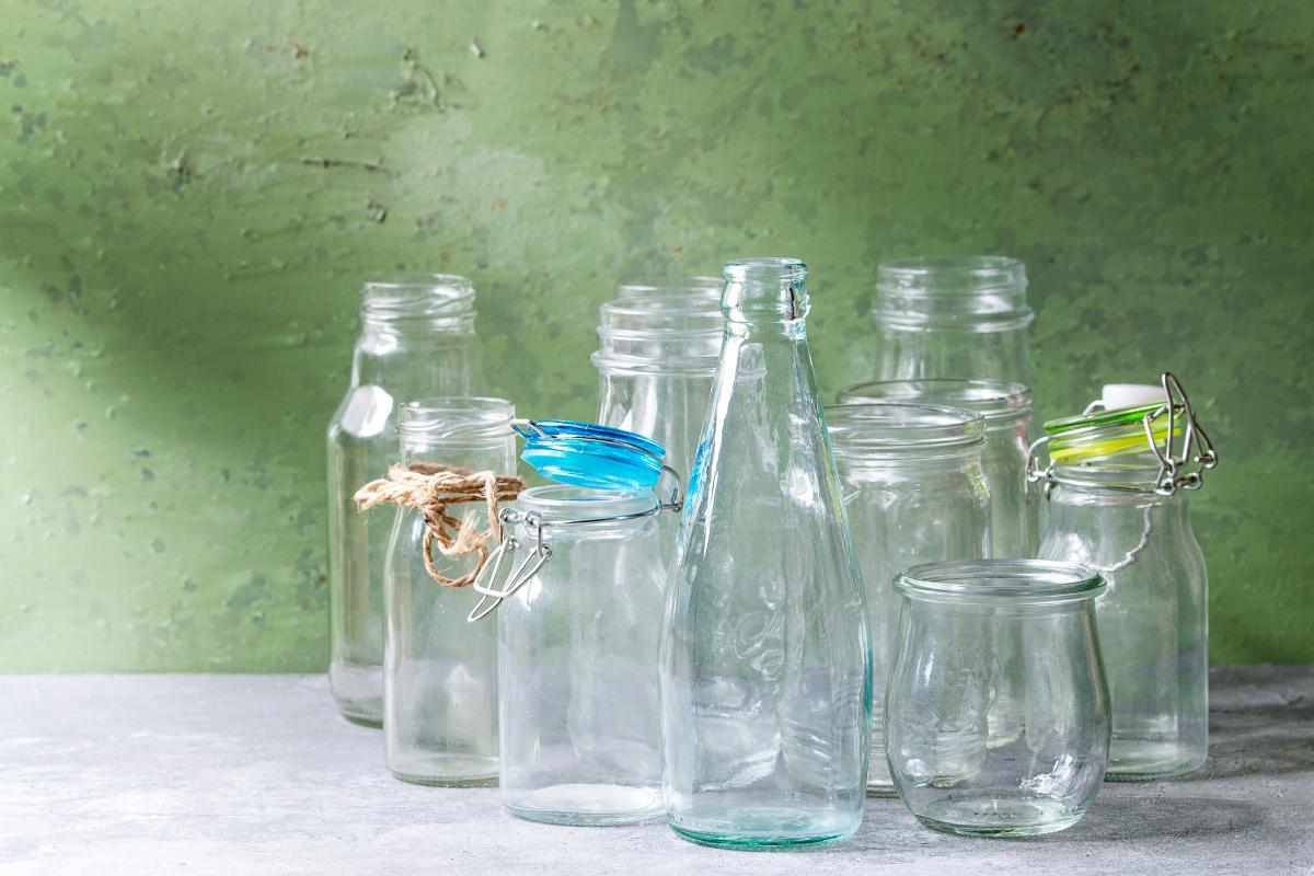 How to Deep-Clean Your Glass Bottles