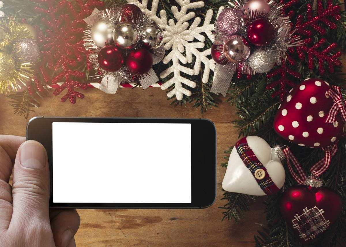 How to Make Christmas Cards with Instagram