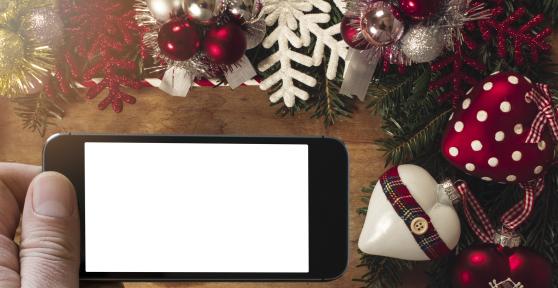 How to Make Christmas Cards with Instagram