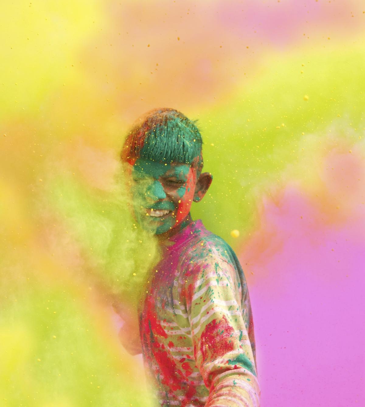 What to Wear for Holi Color Festival