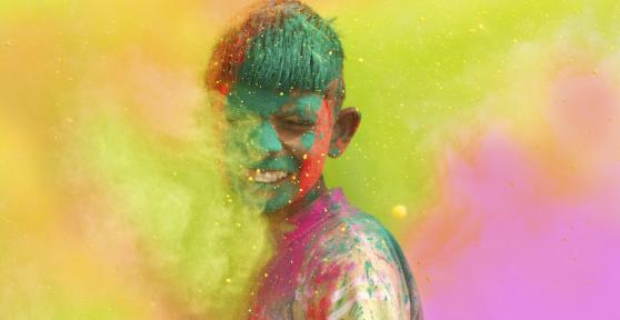 What to Wear for Holi Color Festival
